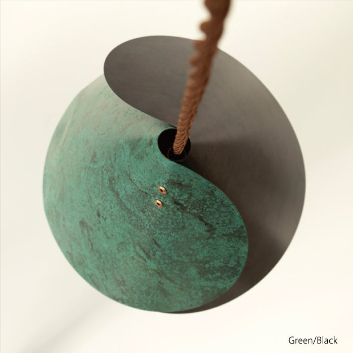 pendant light_Embrace(2枚羽)