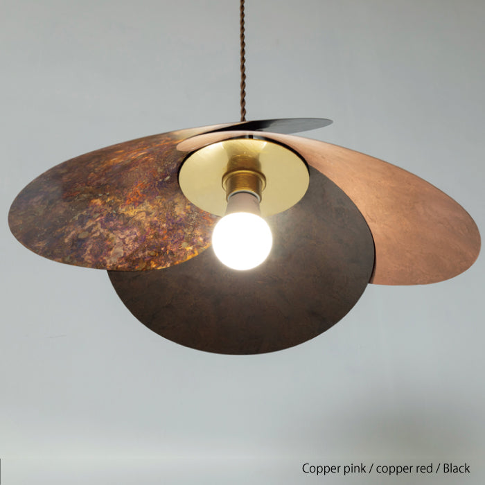 pendant light_Embrace(3枚羽)