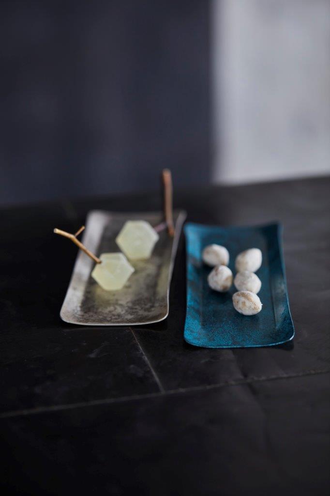 smooth tray