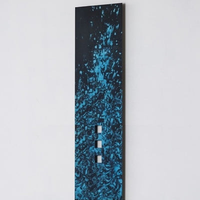 on the wall L - art edition