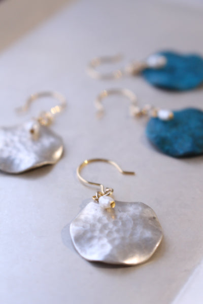m_pierced earrings "snow"