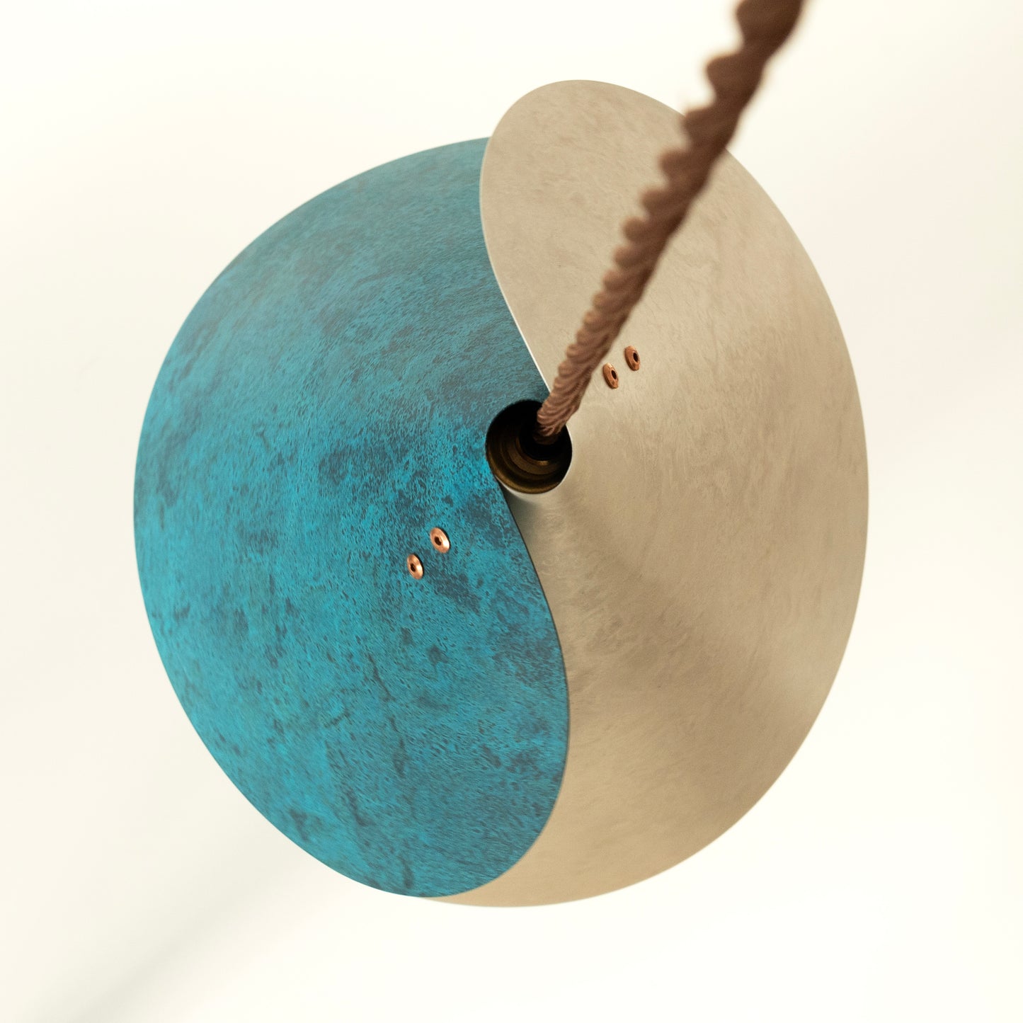 Pendant light_Embrace (2 blades) [Made to order]